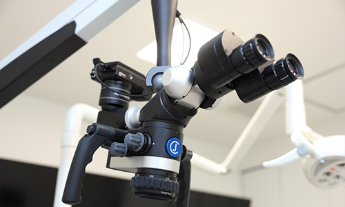 拡大視野下での治療でなるべく削らない治療の提供