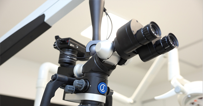 拡大視野下での治療でなるべく削らない治療の提供